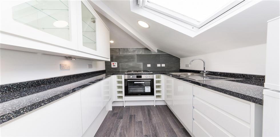 			1 Bedroom, 1 bath, 1 reception Flat			 Belsize Park Gardens, BELSIZE PARK